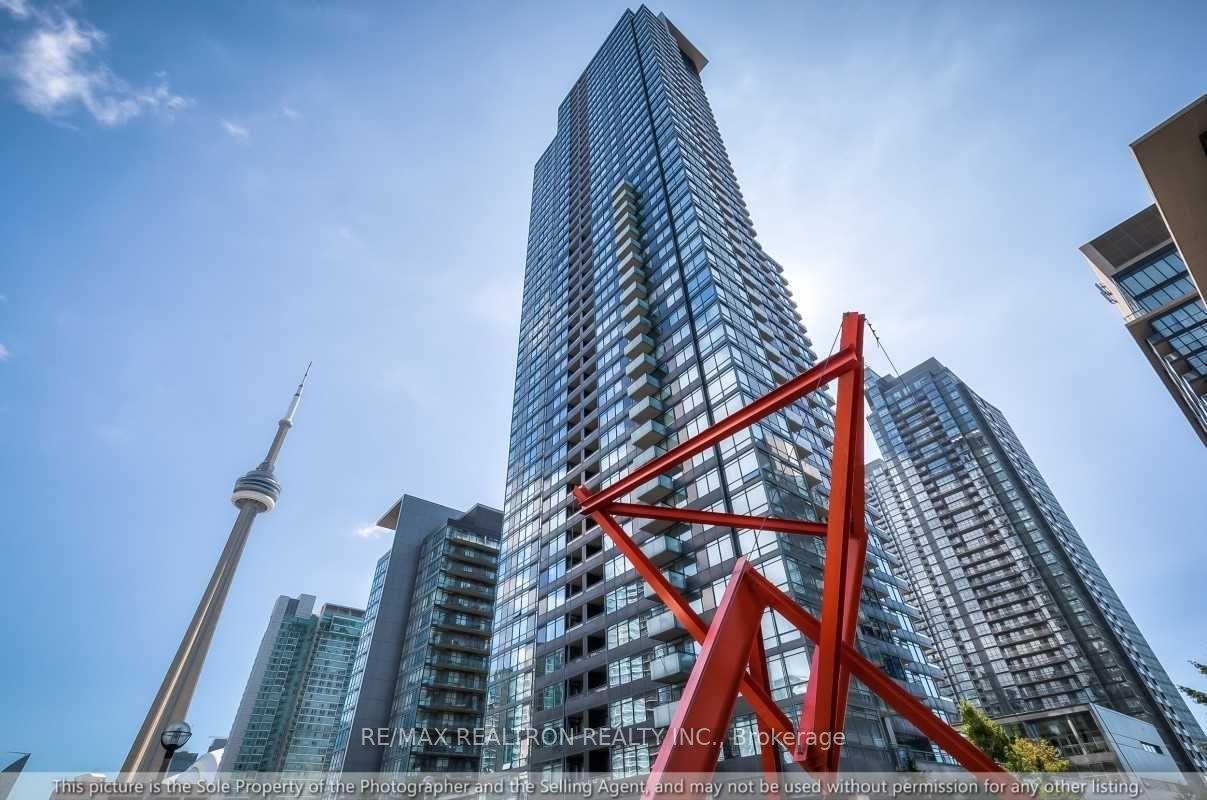 25-telegram-mews-toronto-toronto-ontario-c13826084