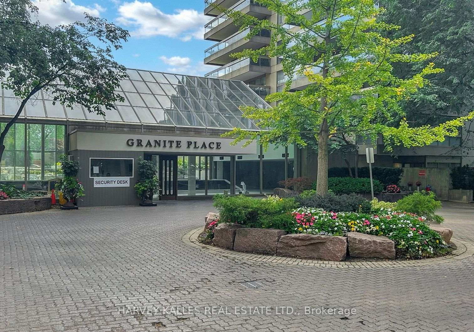 63-st-clair-avenue-w-toronto-toronto-ontario-c13826552