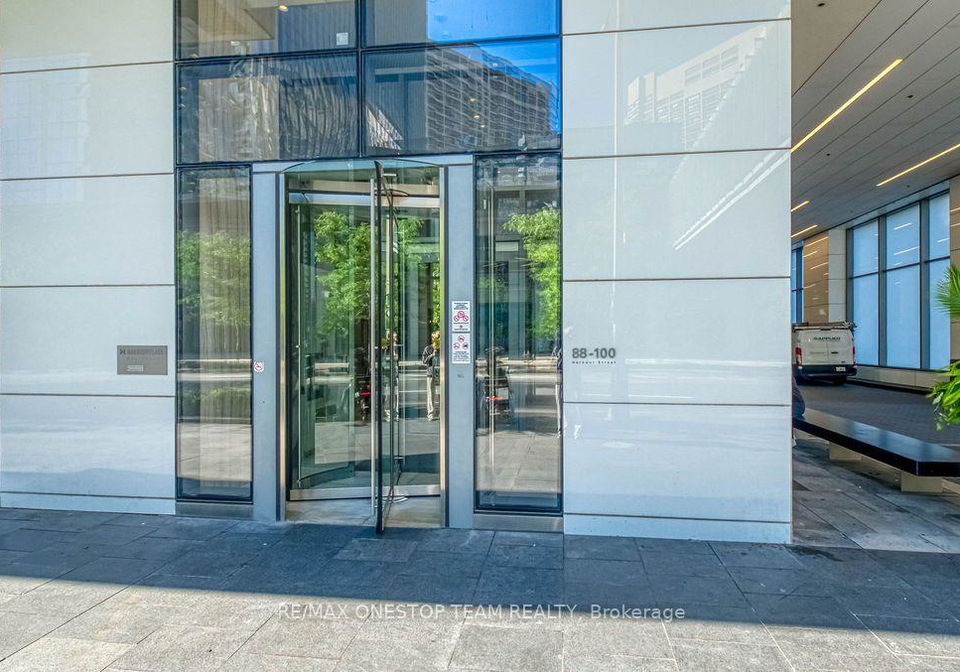 88-harbour-street-toronto-toronto-ontario-c13826730