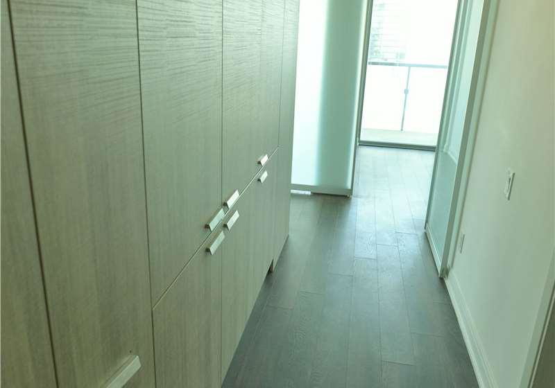50-charles-street-e-toronto-toronto-ontario-c13827004