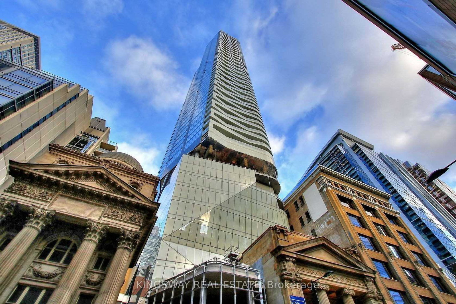 197-yonge-street-toronto-toronto-ontario-c13827146