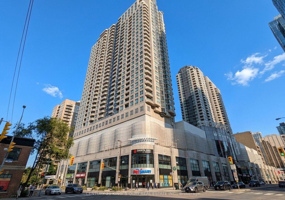 33-empress-avenue-toronto-north-york-ontario-c13829162