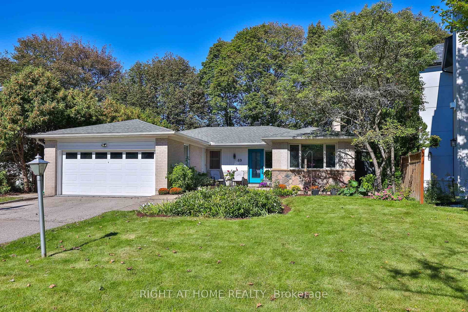69-montressor-drive-toronto-north-york-ontario-c13830178