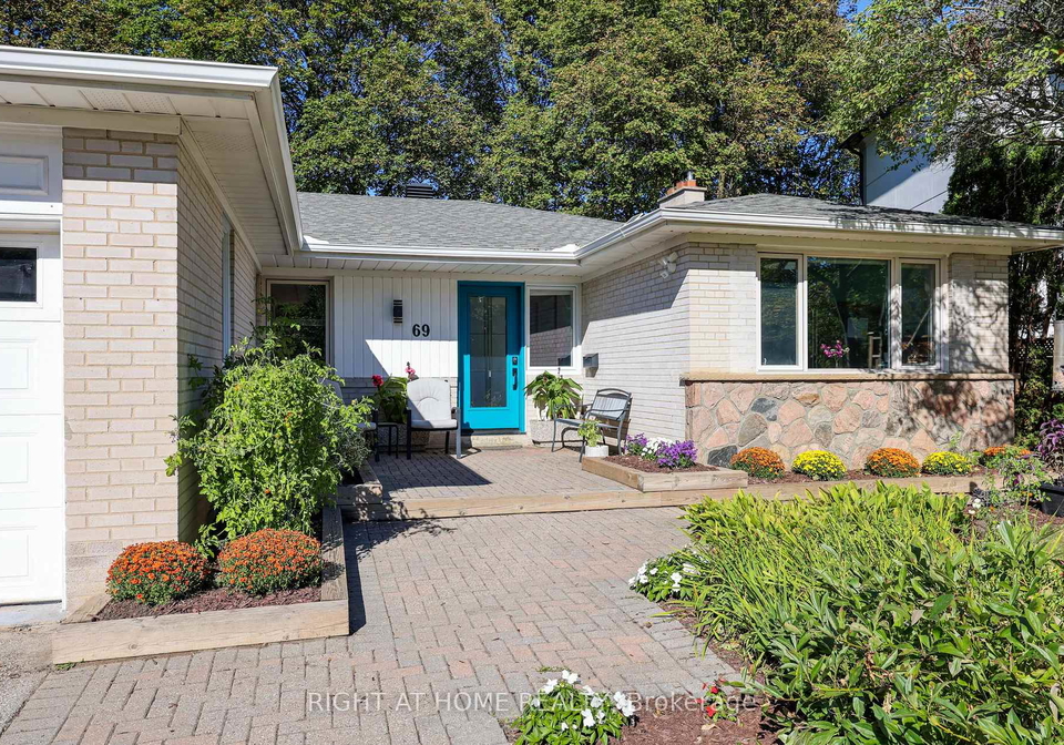 69-montressor-drive-toronto-north-york-ontario-c13830178
