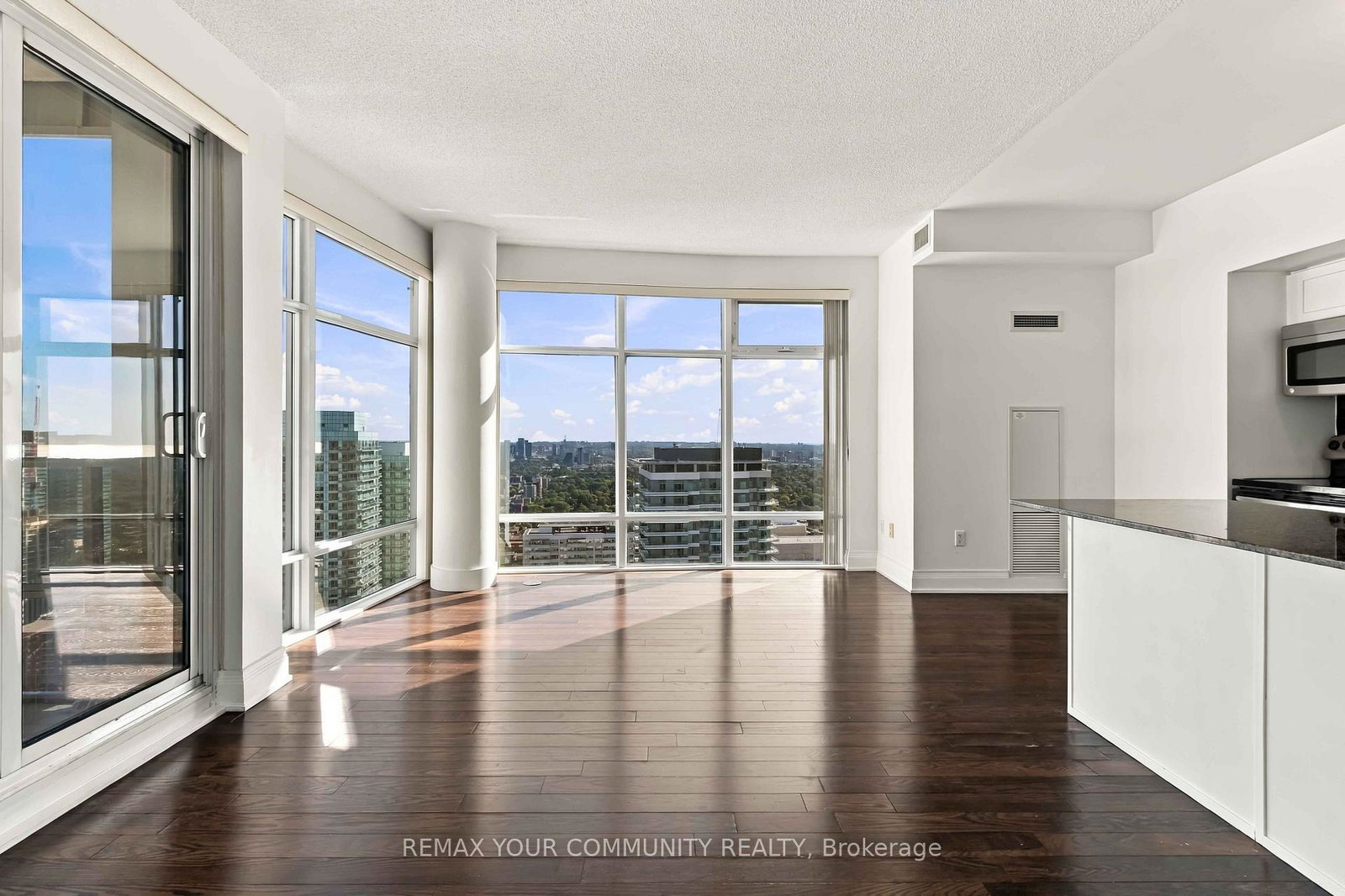 2191-yonge-street-toronto-toronto-ontario-c13830780