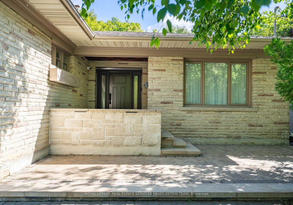 38-killdeer-crescent-toronto-east-york-ontario-c13830842