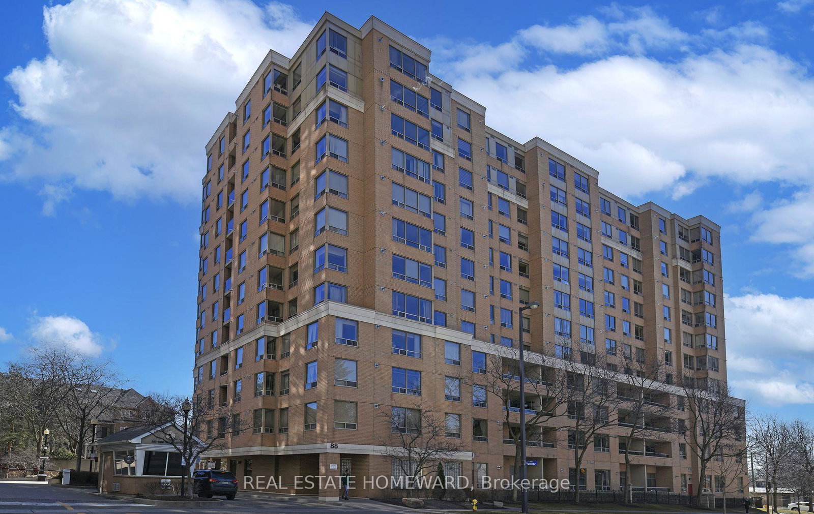 88-grandview-way-toronto-north-york-ontario-c13831608
