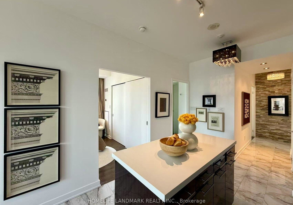 126-simcoe-street-toronto-toronto-ontario-c13832138