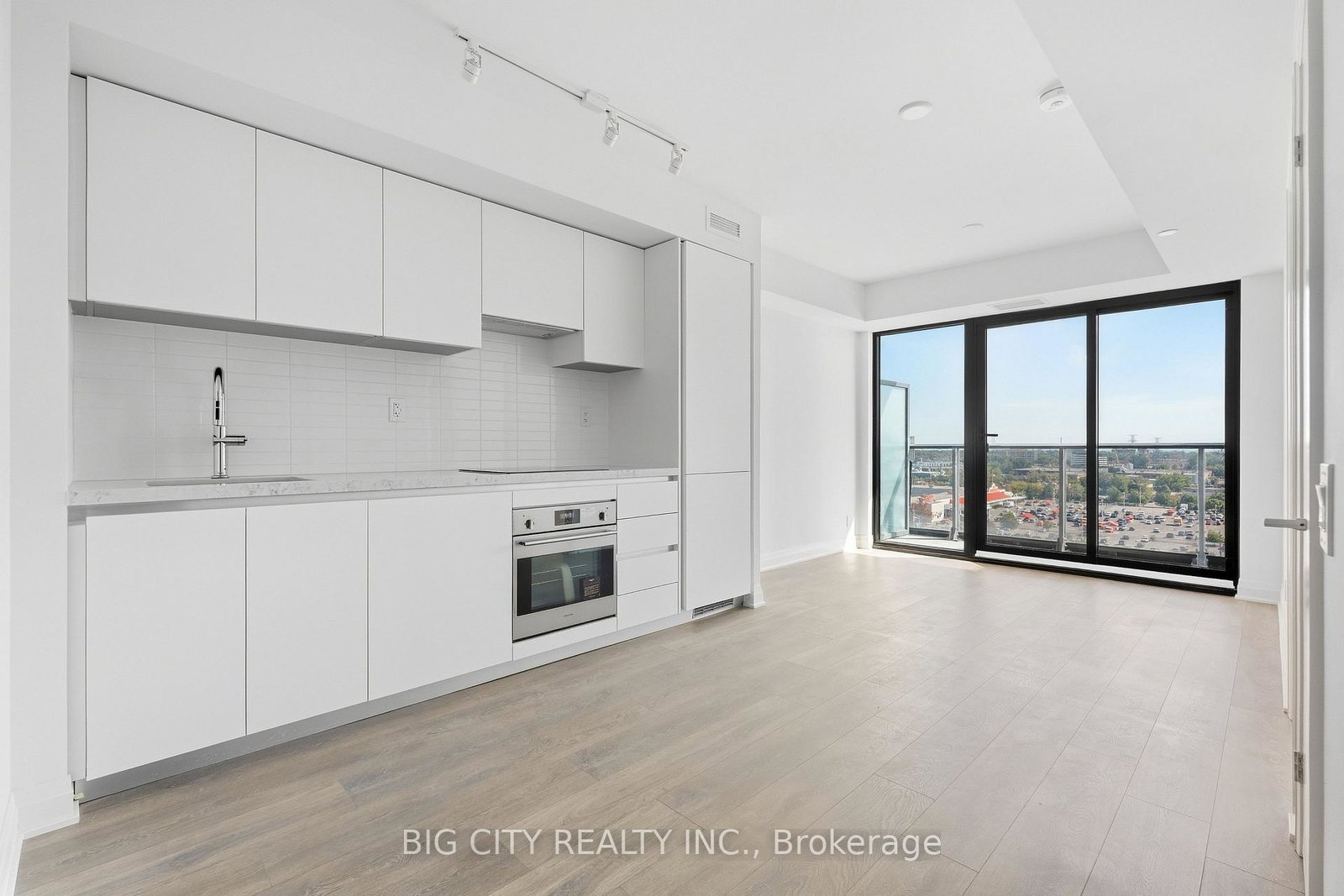 25-frederick-todd-way-toronto-east-york-ontario-c13832152