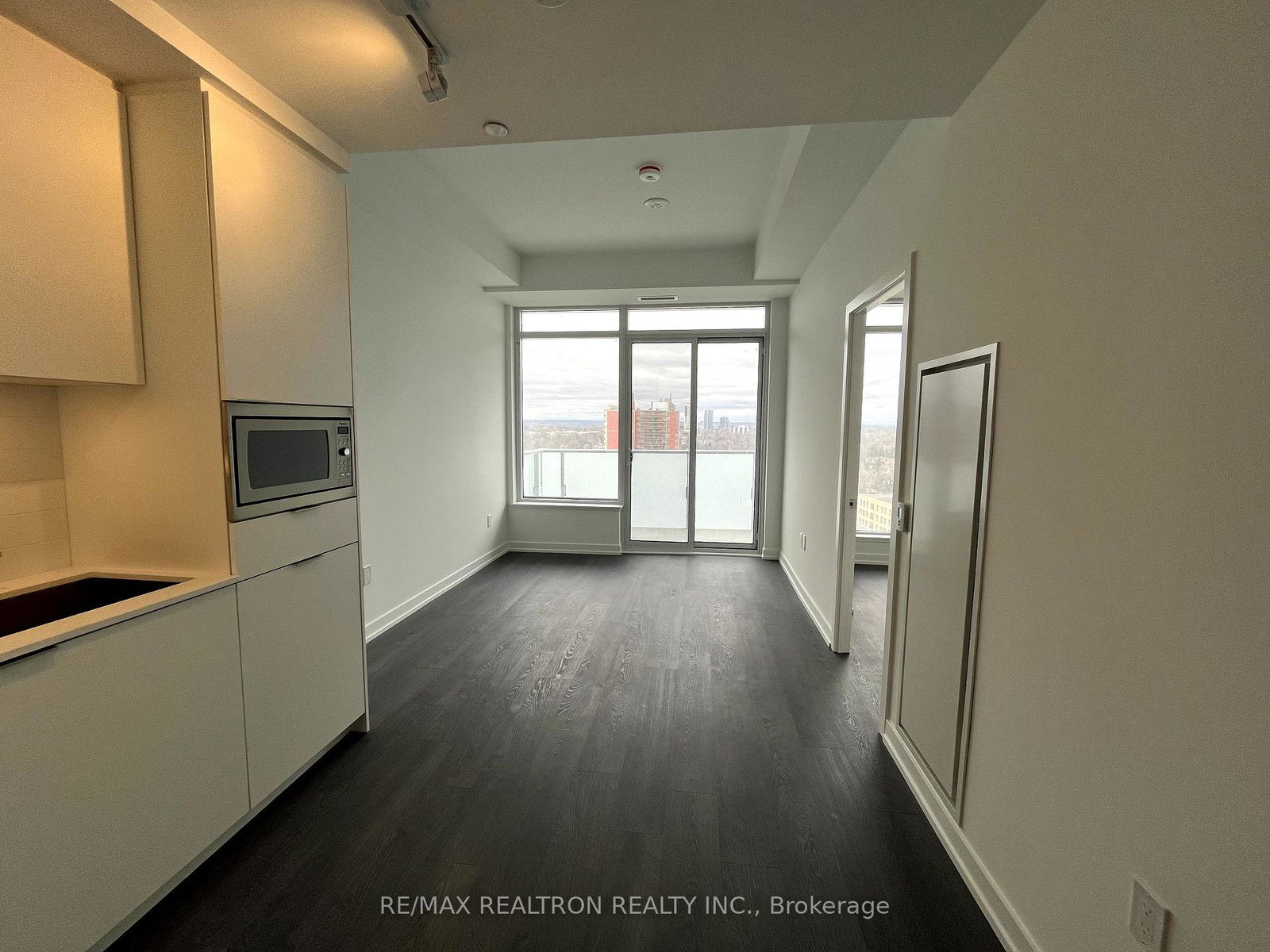 7-golden-lion-heights-toronto-north-york-ontario-c13832288