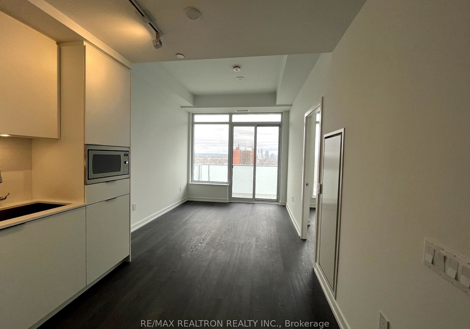 7-golden-lion-heights-toronto-north-york-ontario-c13832288