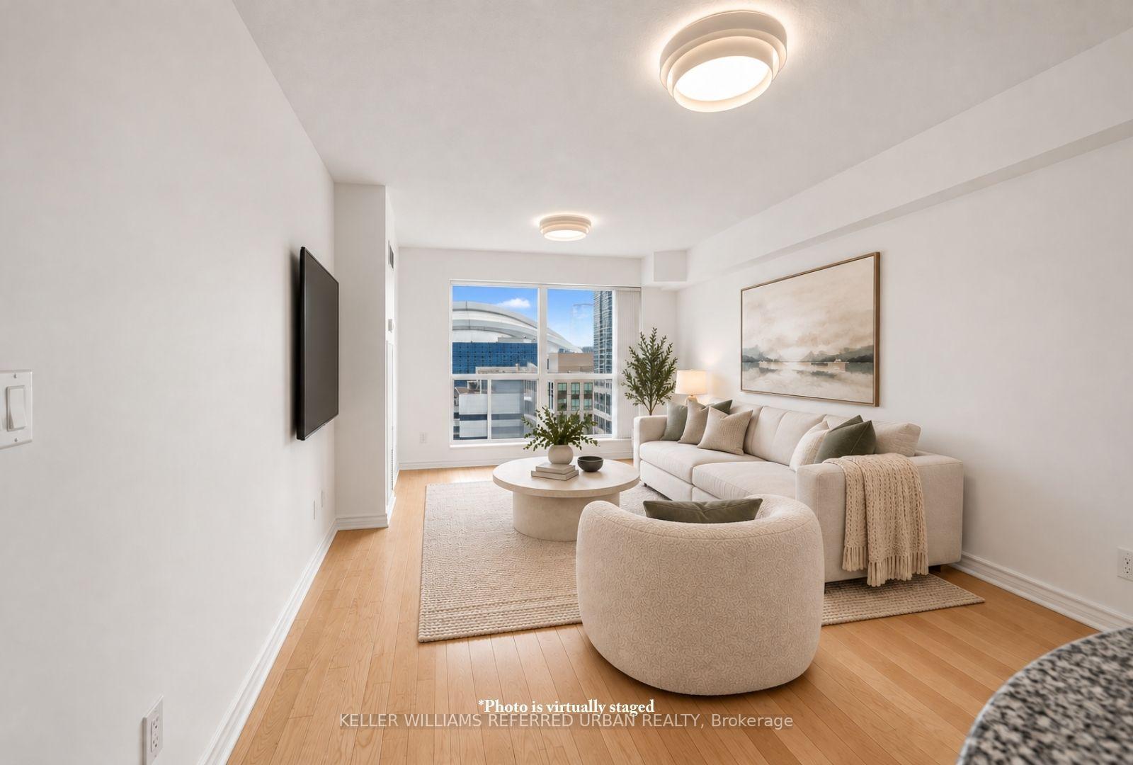 250-wellington-street-w-toronto-toronto-ontario-c13832298
