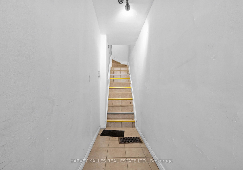 506-adelaide-street-w-toronto-toronto-ontario-c13832346