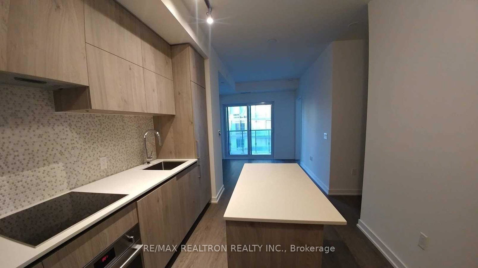 1-yorkville-avenue-toronto-toronto-ontario-c13832420