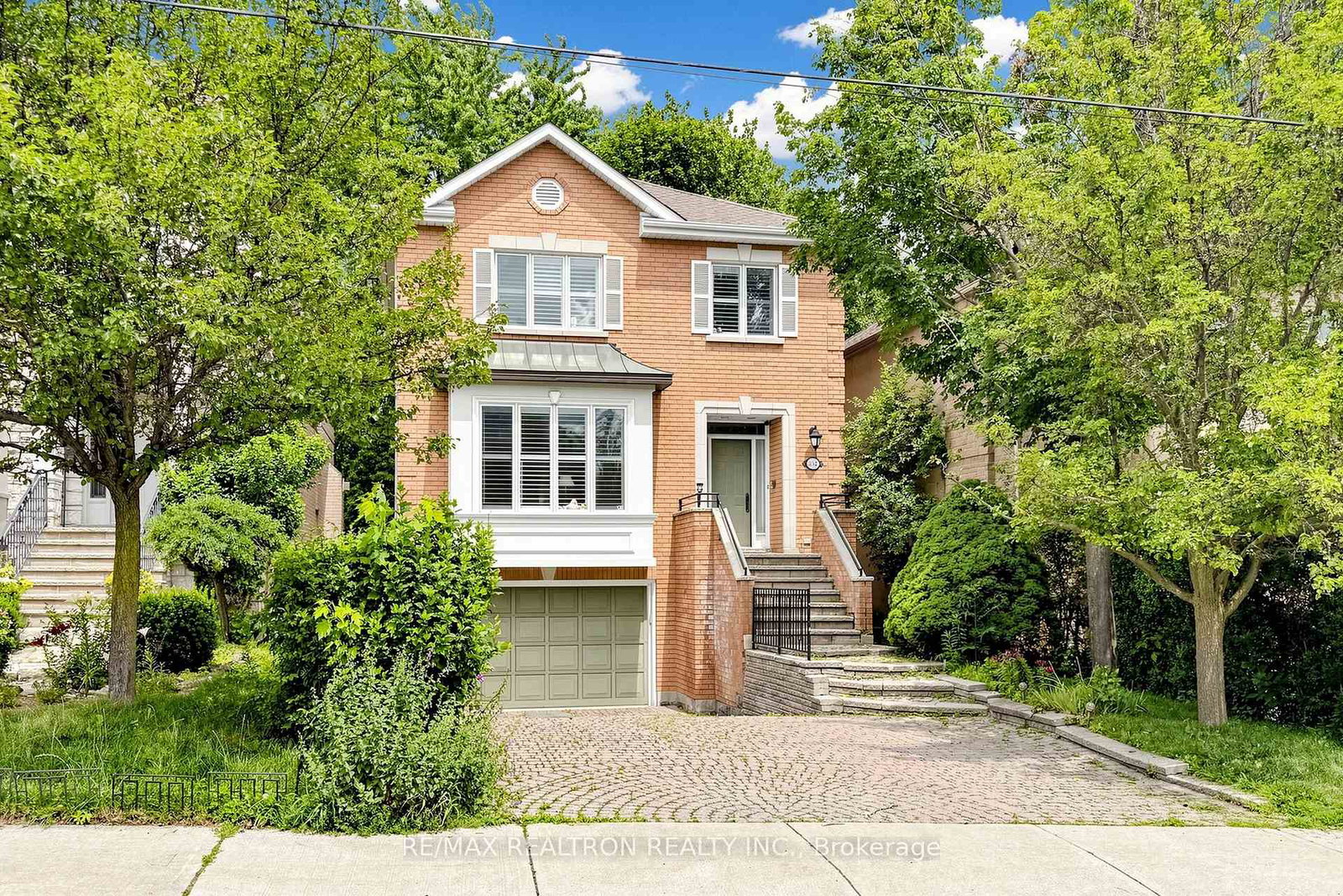 352-deloraine-avenue-toronto-toronto-ontario-c13832516