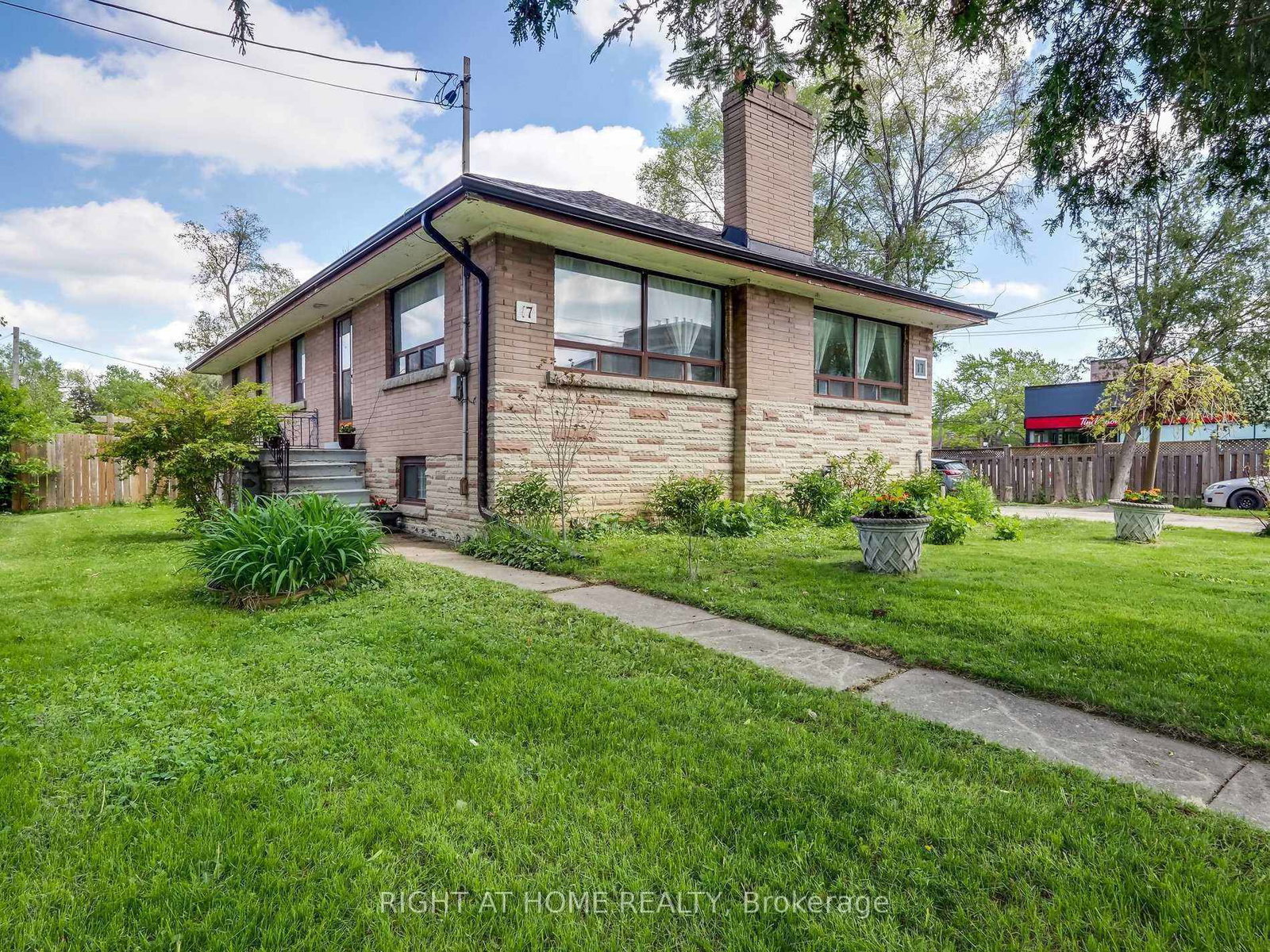 17-bryant-street-toronto-toronto-ontario-c13832620