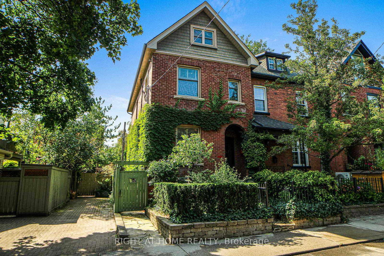 440-sackville-street-toronto-toronto-ontario-c13832654