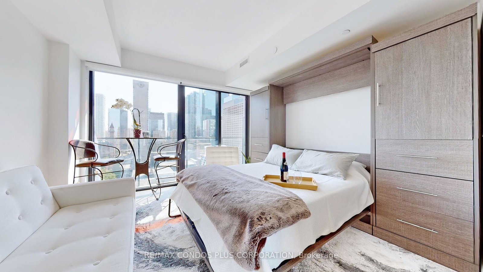 215-queen-street-w-toronto-toronto-ontario-c13832792