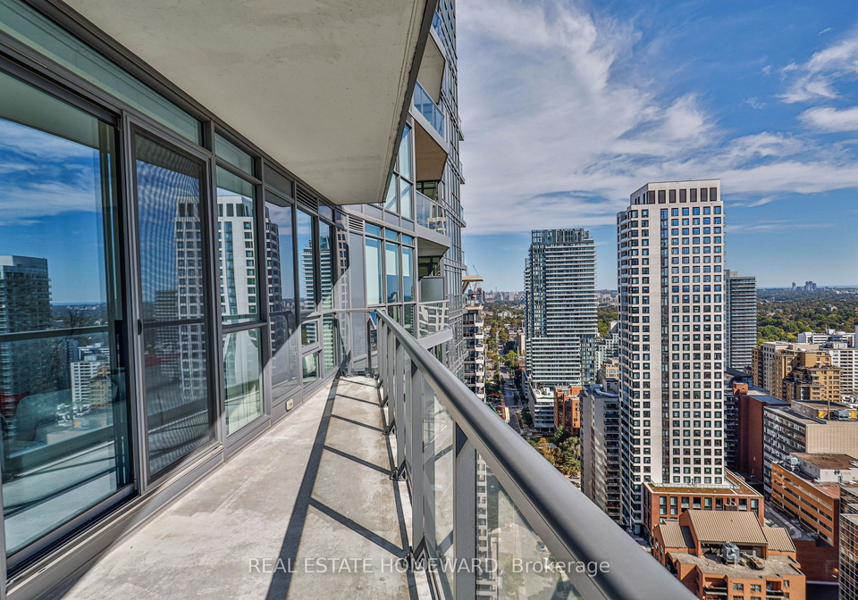 30-roehampton-avenue-toronto-toronto-ontario-c13832912