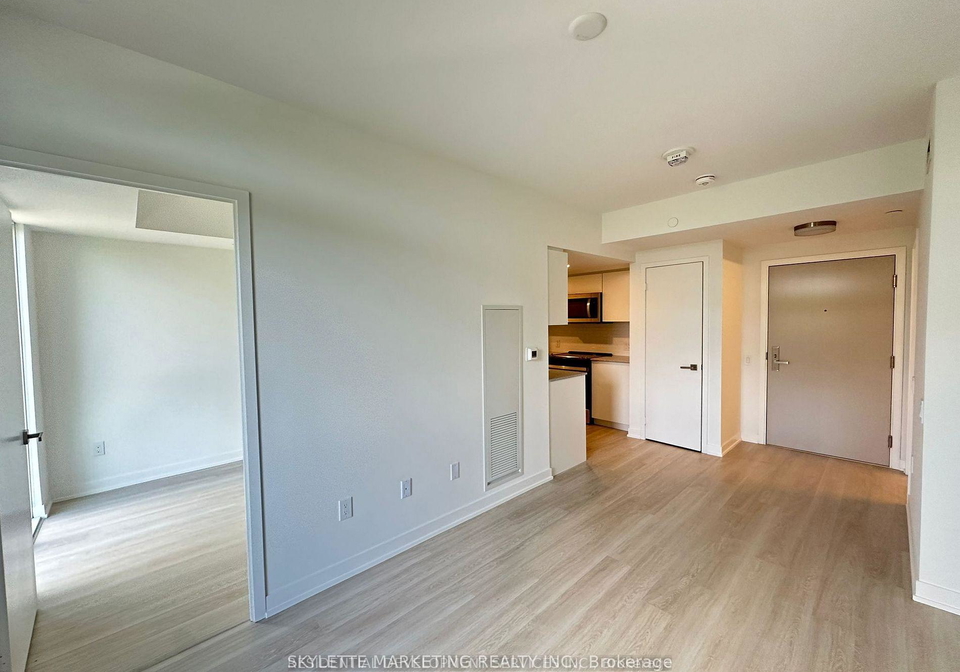 500-wilson-avenue-toronto-toronto-ontario-c13832976