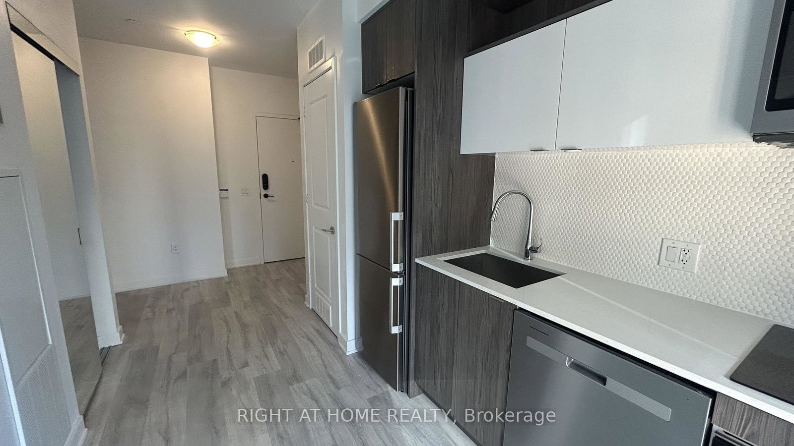 100-dalhousie-street-toronto-toronto-ontario-c13833008