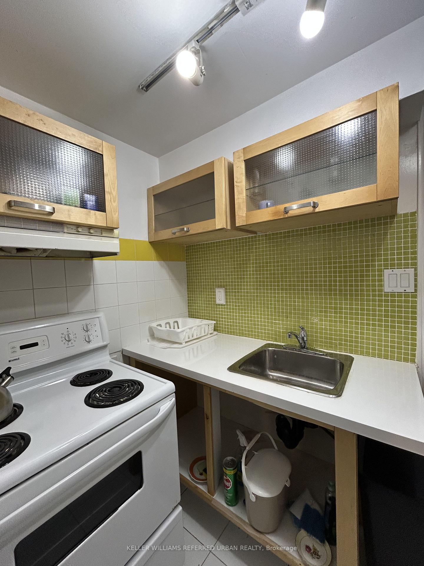 63-hilton-avenue-toronto-toronto-ontario-c13833320