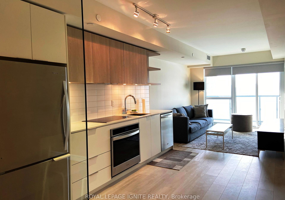 6-sonic-way-toronto-east-york-ontario-c13834532