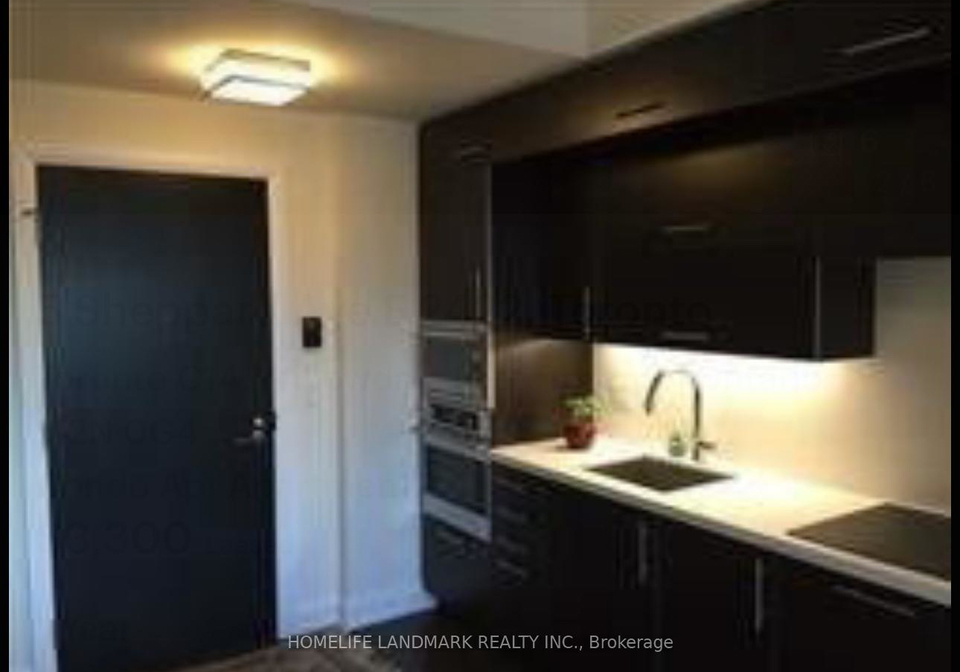 5-sheppard-avenue-e-toronto-north-york-ontario-c13835388