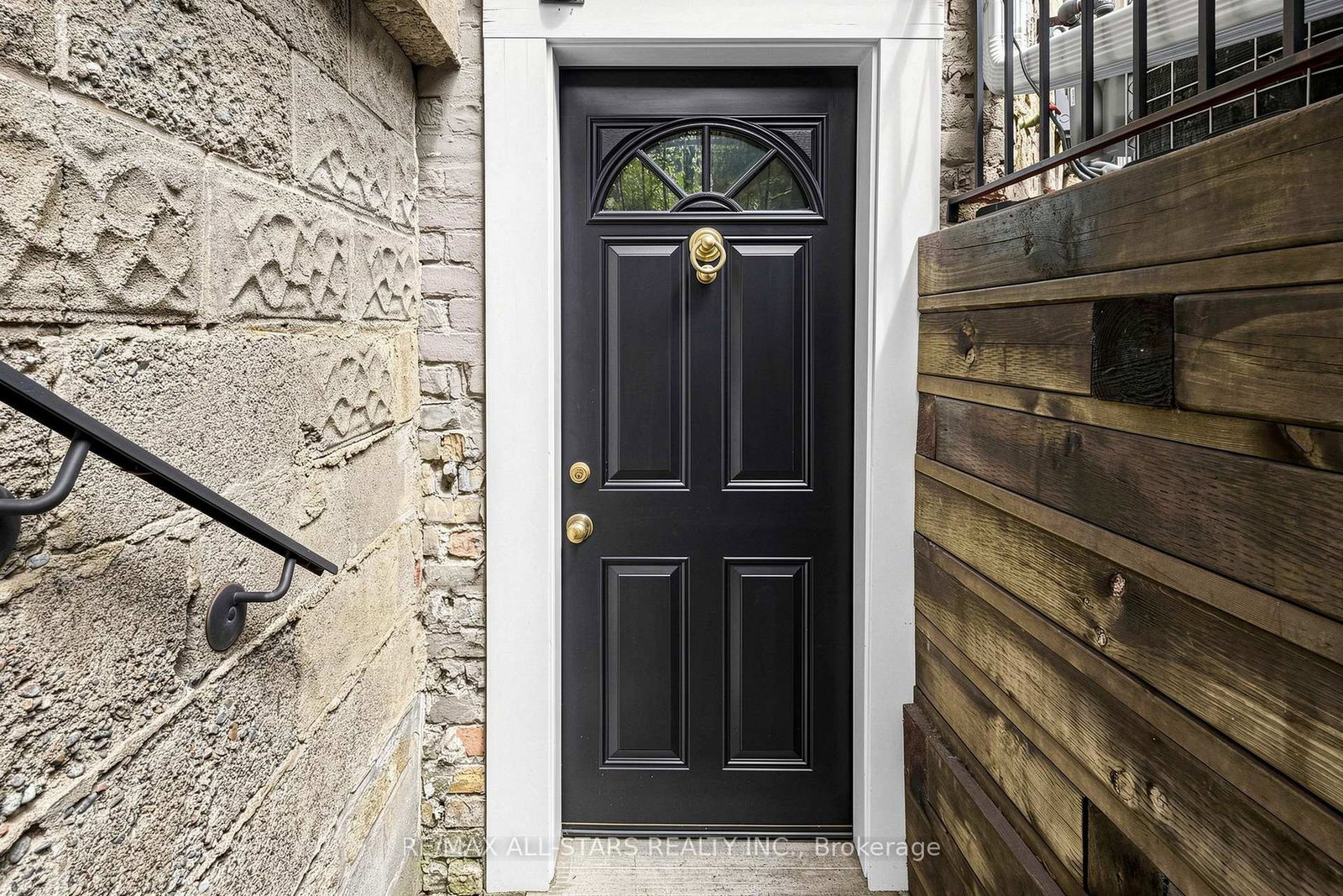 68-macpherson-avenue-toronto-toronto-ontario-c13836378