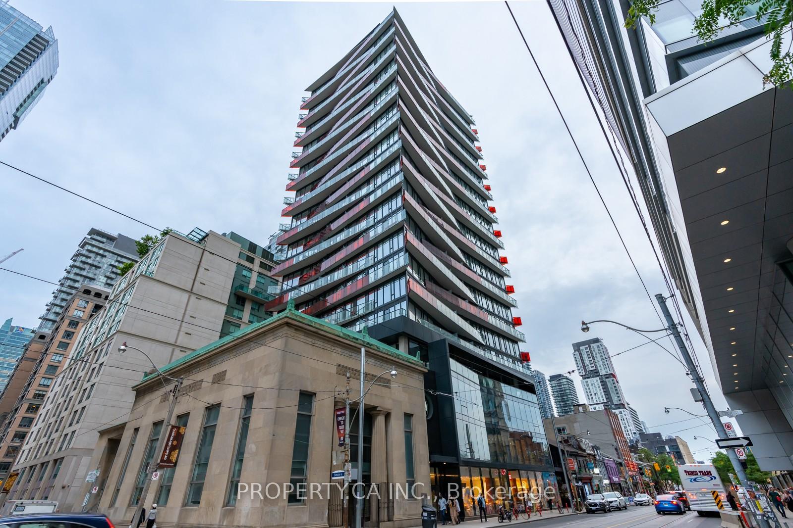 215-queen-street-w-toronto-toronto-ontario-c13836430