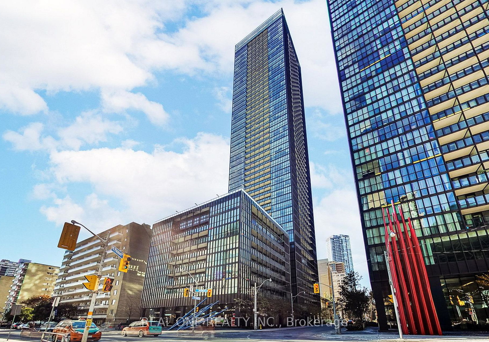 101-charles-street-e-toronto-toronto-ontario-c13836474