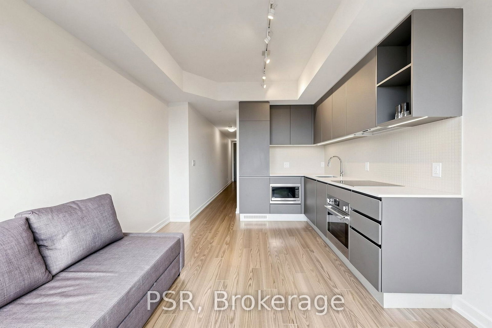 377-madison-avenue-toronto-toronto-ontario-c13836628