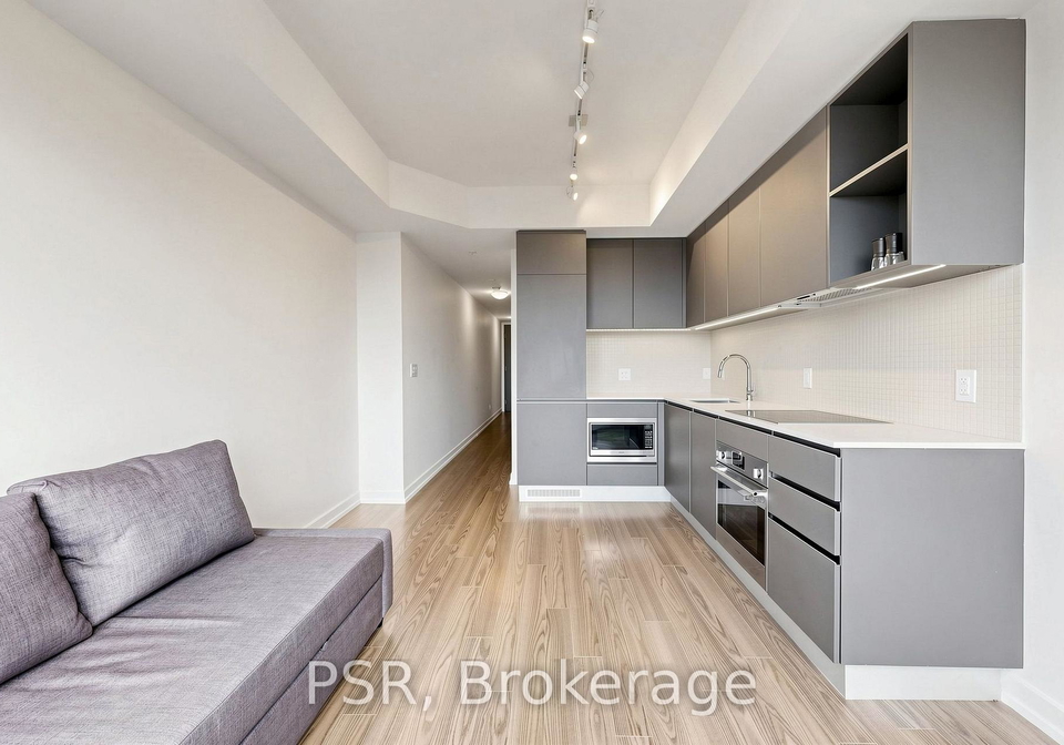 377-madison-avenue-toronto-toronto-ontario-c13836628