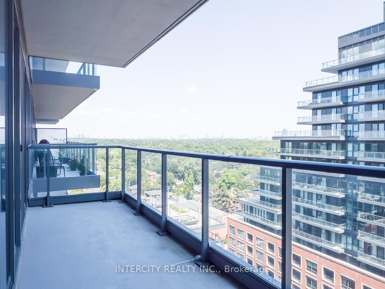 33-frederick-todd-way-toronto-east-york-ontario-c13836634