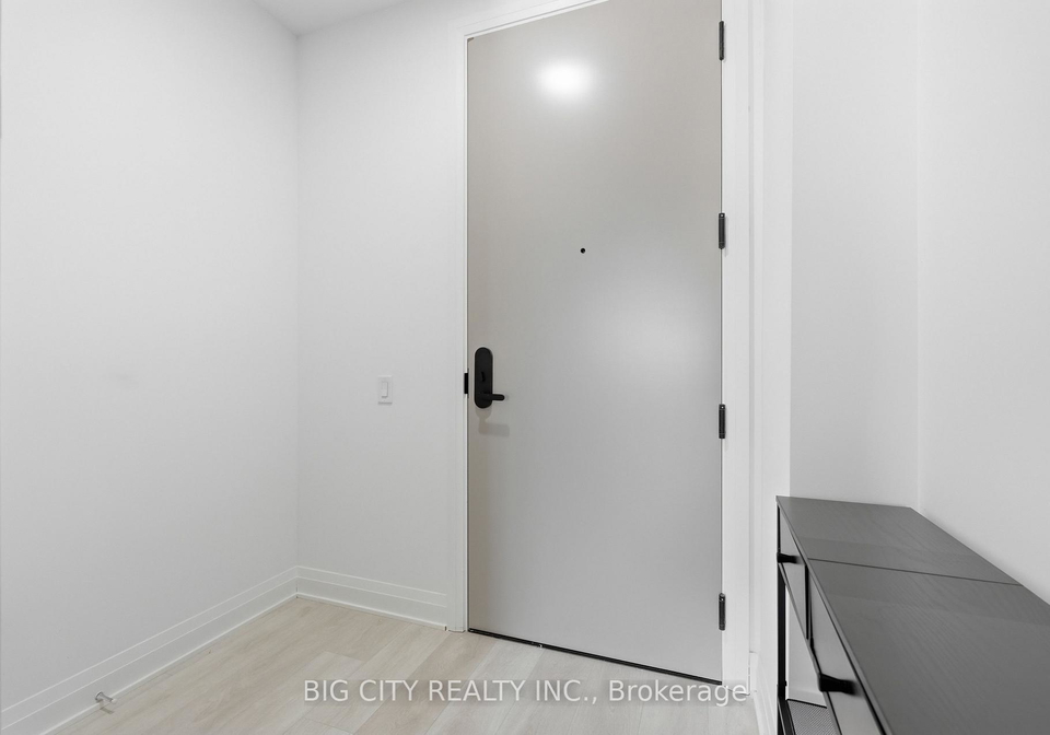 25-frederick-todd-way-toronto-east-york-ontario-c13836682