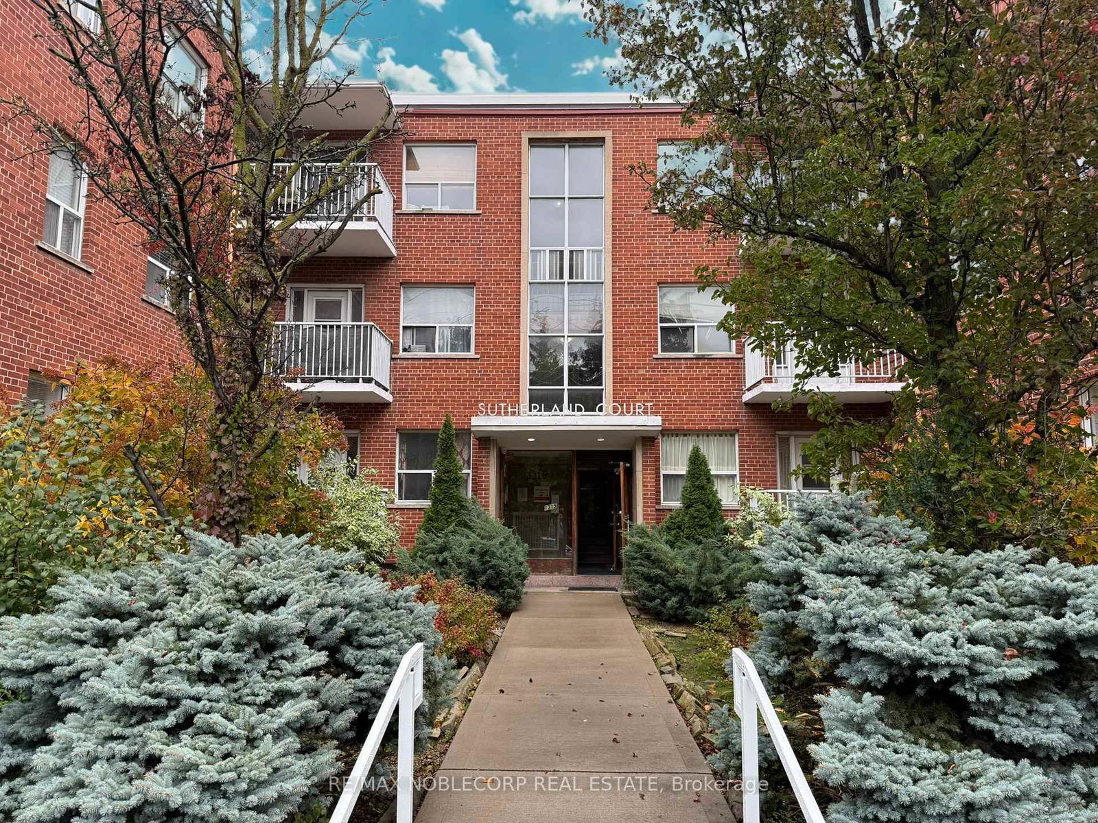 1315-bayview-avenue-toronto-east-york-ontario-c13836982