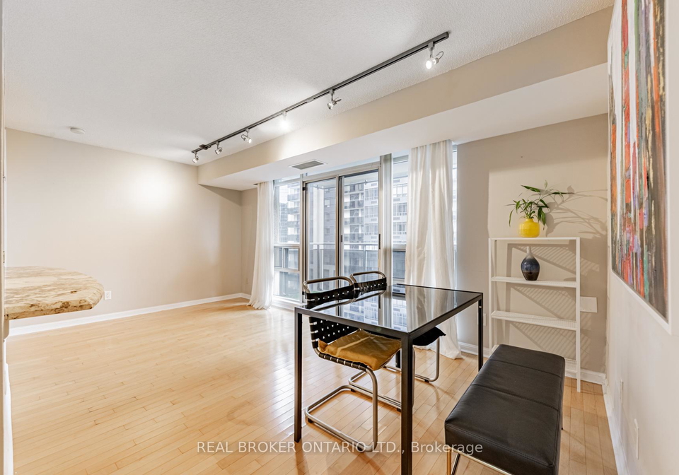 153-beecroft-road-toronto-toronto-ontario-c13837050
