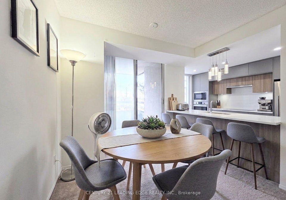 7-bishop-avenue-toronto-north-york-ontario-c13837204