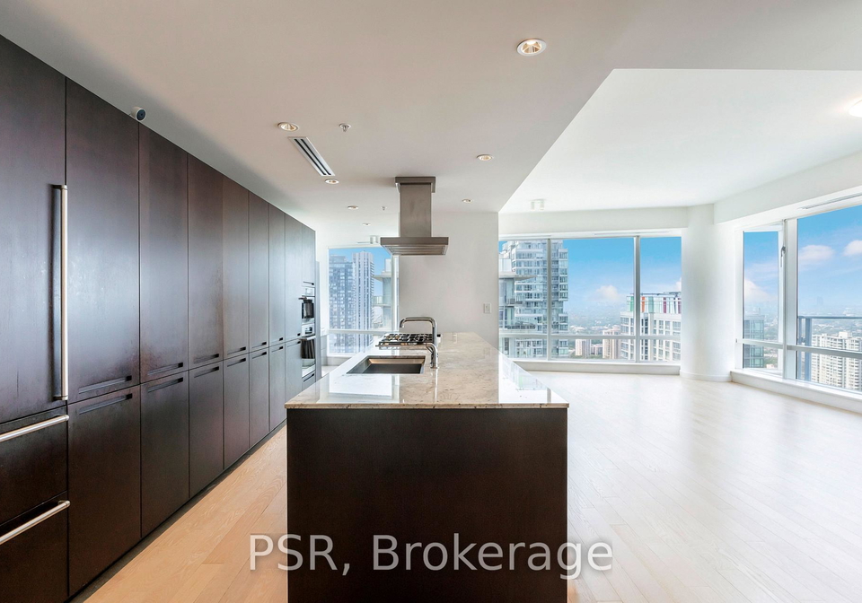 180-university-avenue-toronto-toronto-ontario-c13837268