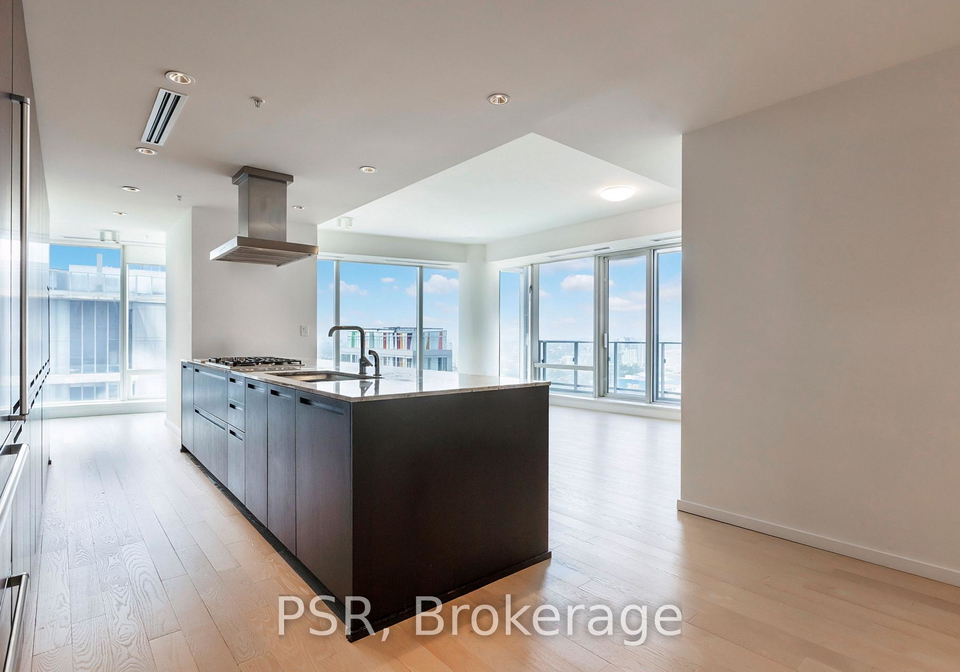 180-university-avenue-toronto-toronto-ontario-c13837268