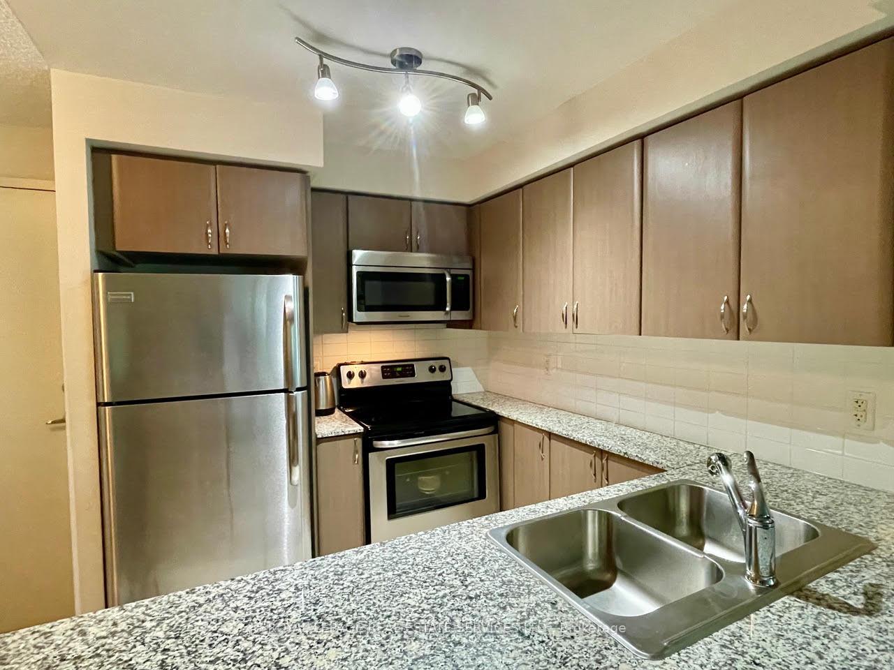 525-wilson-avenue-toronto-toronto-ontario-c13837428