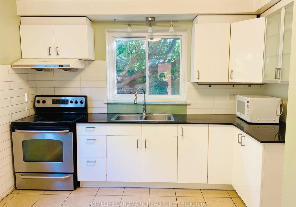 12-lehar-crescent-toronto-north-york-ontario-c13837808