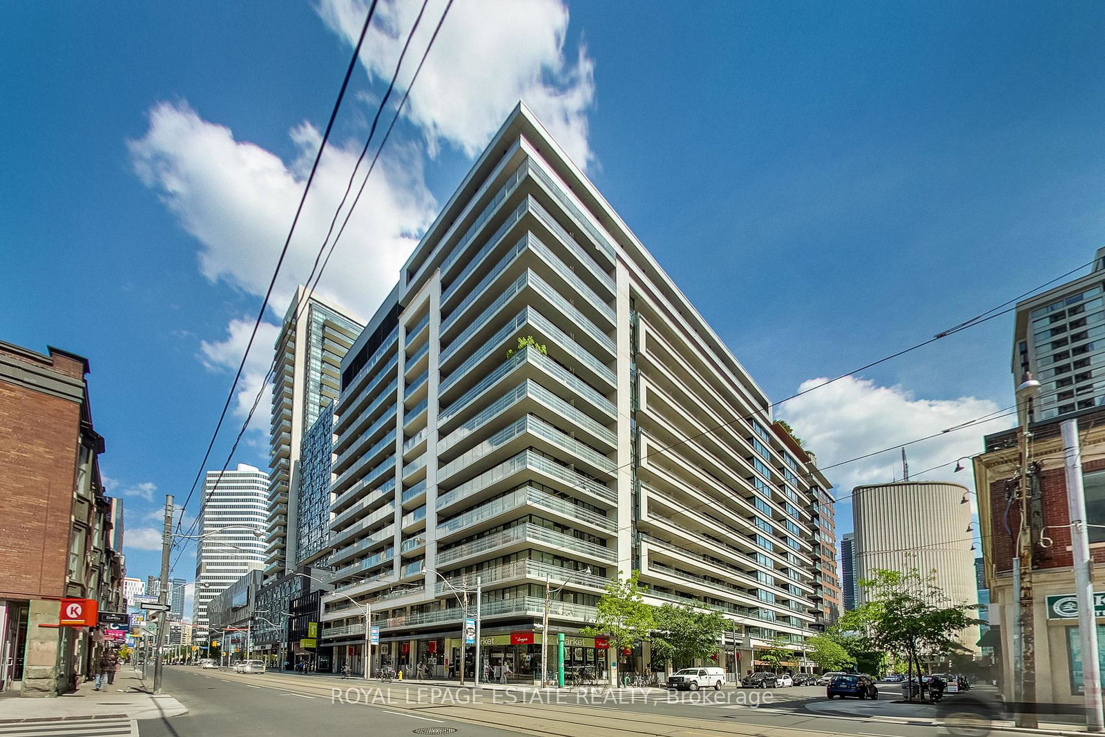 111-elizabeth-street-toronto-toronto-ontario-c13837970