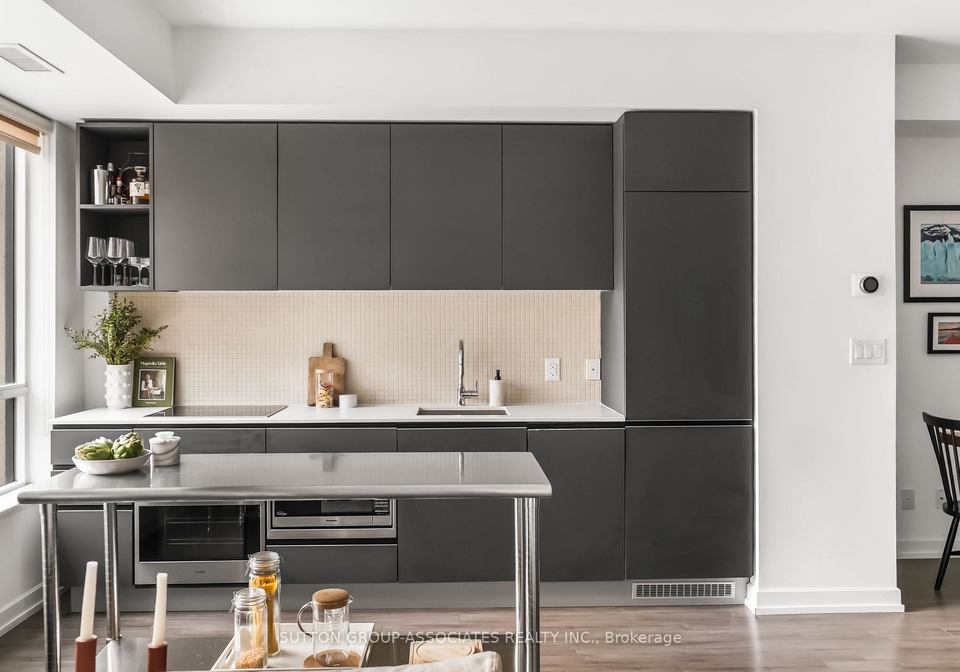 377-madison-avenue-toronto-toronto-ontario-c13838604