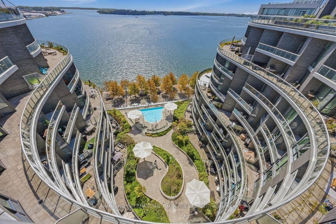 1-edgewater-drive-toronto-toronto-ontario-c13839860
