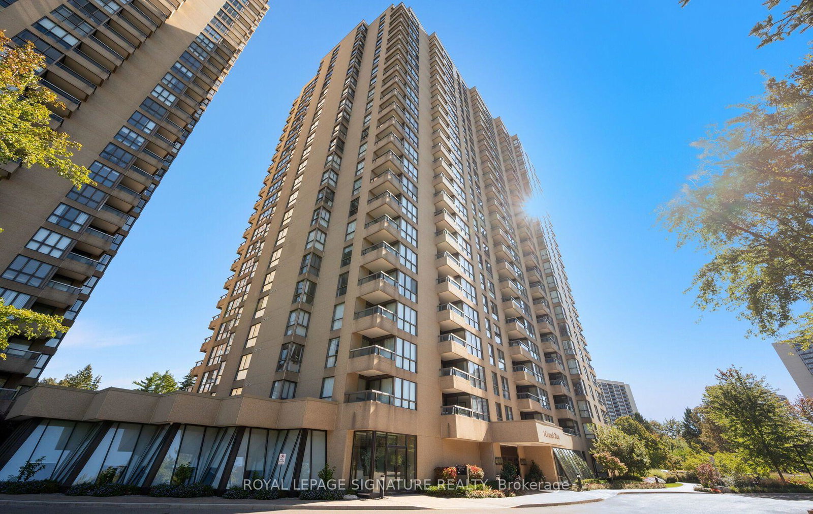 1-concorde-place-toronto-north-york-ontario-c13840376