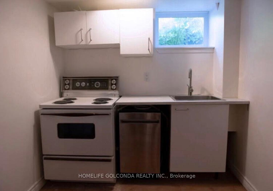 8-hazelglen-avenue-toronto-toronto-ontario-c13840384