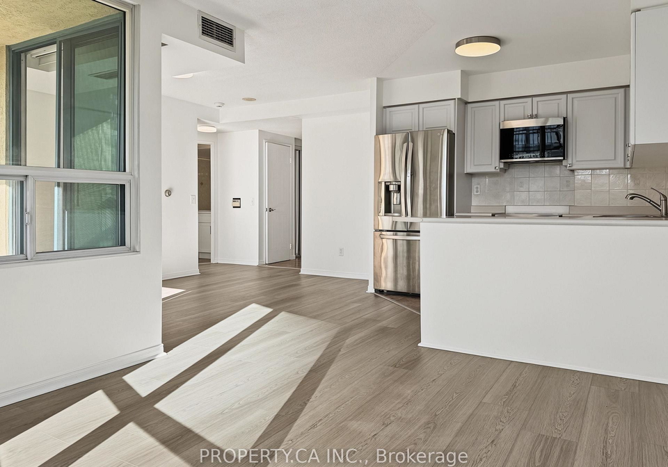 238-doris-avenue-toronto-north-york-ontario-c13840472