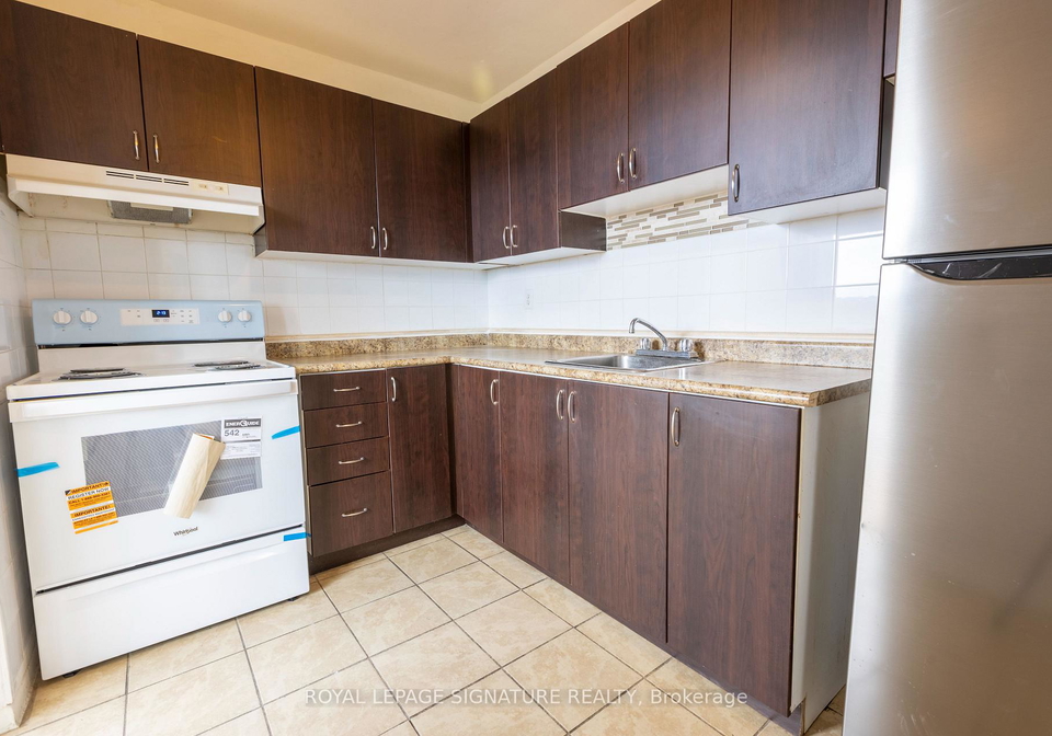 161-oakwood-avenue-toronto-toronto-ontario-c13840868