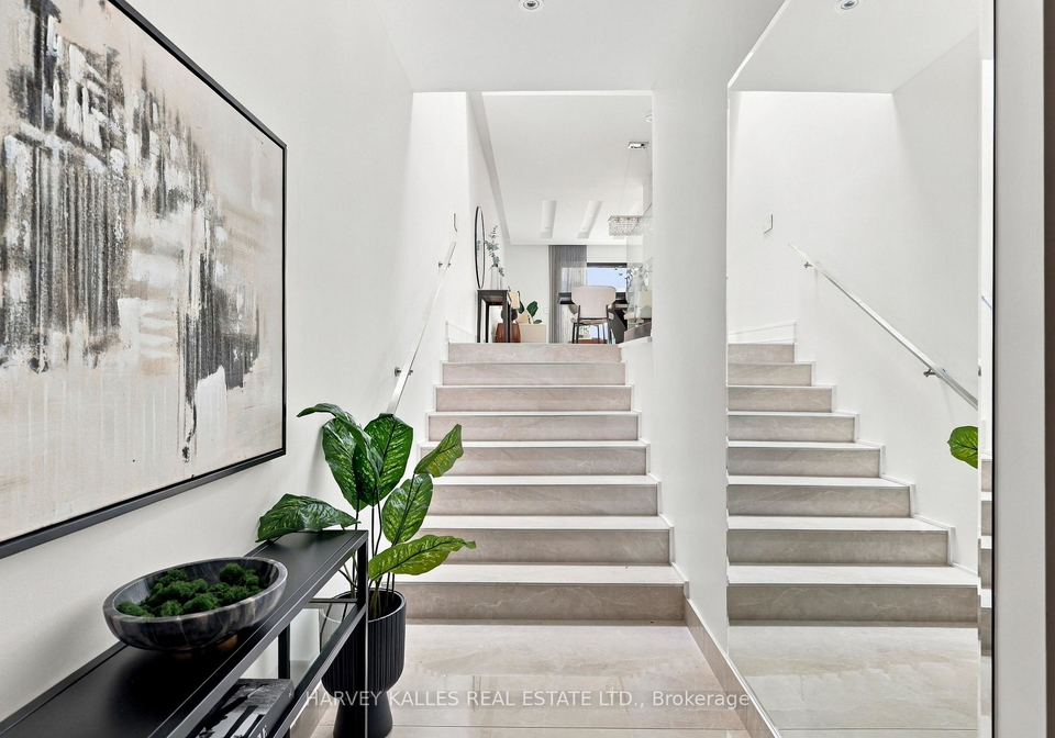 554-st-clements-avenue-toronto-toronto-ontario-c13841280